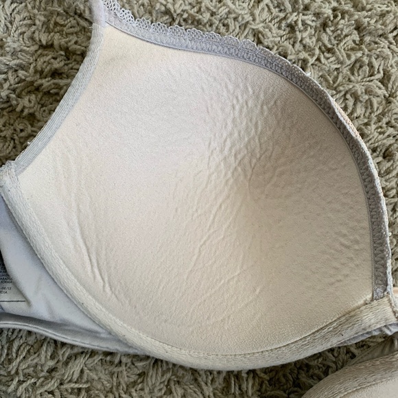 34DD convertible Victoria’s Secret push-up Body by Victoria beige/gray bra - Picture 4 of 6
